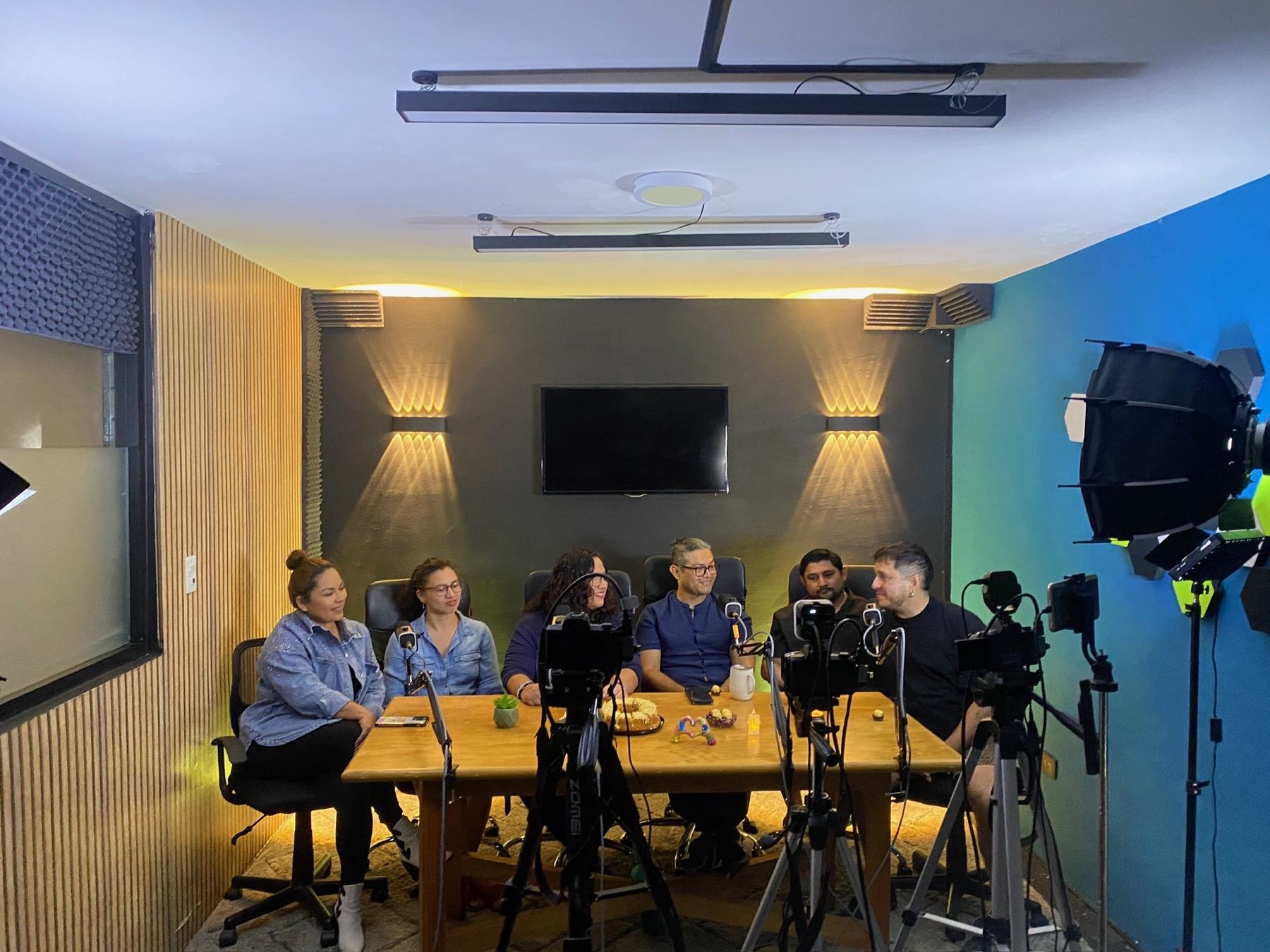 Estudio de podcast para sesiones grupales
